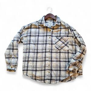 Billabong Women's Small Black and Cream Flannel Button up Shirt